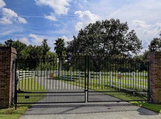 1299 E Lake Dr, Tarpon Springs, FL 34688