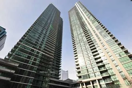 18 Harbour St #1611 Photo 1