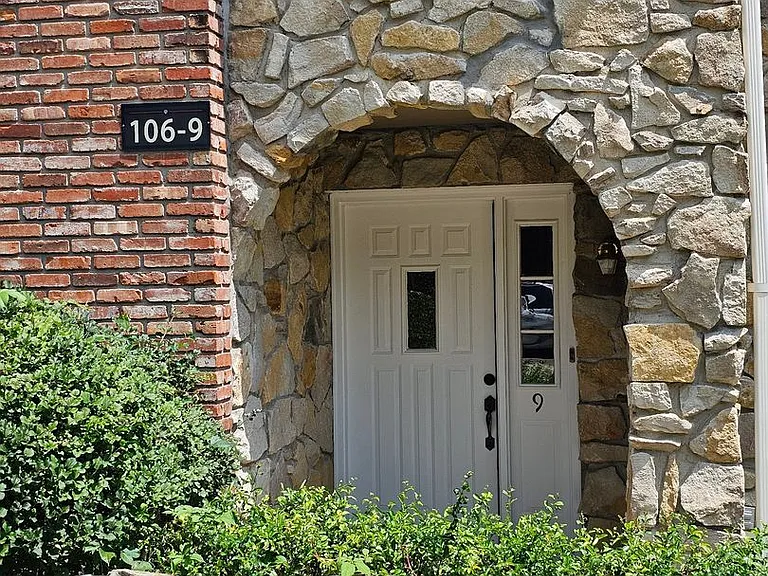 106 E Green Meadows Rd #9 — Photo 1
