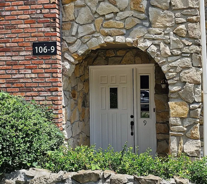 106 E Green Meadows Rd #9