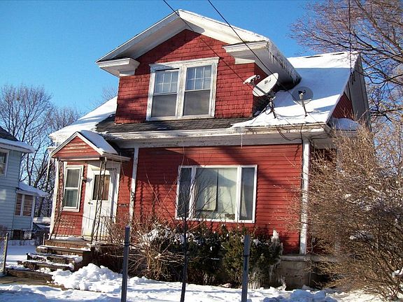 2nd image of 102 Jasper Pl