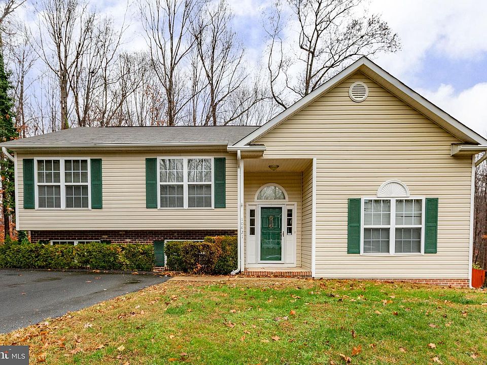 1st image of 10421 Chesterwood Dr