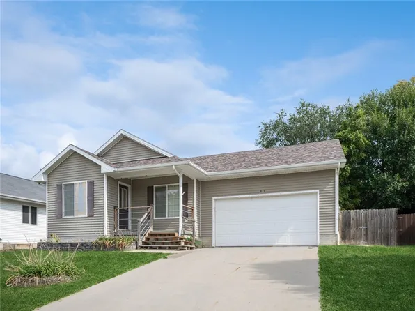 619 East St, Hartford, IA 50118
