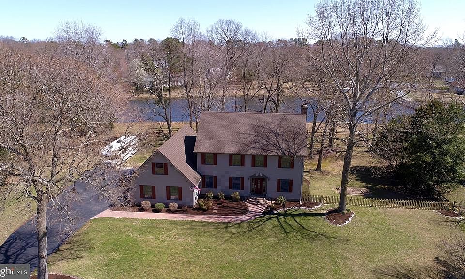 1st image of 34148 N Heron Dr