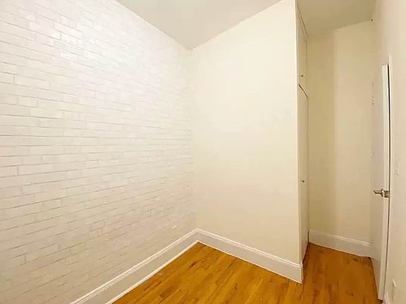 3rd image of 323 Bleecker St #3