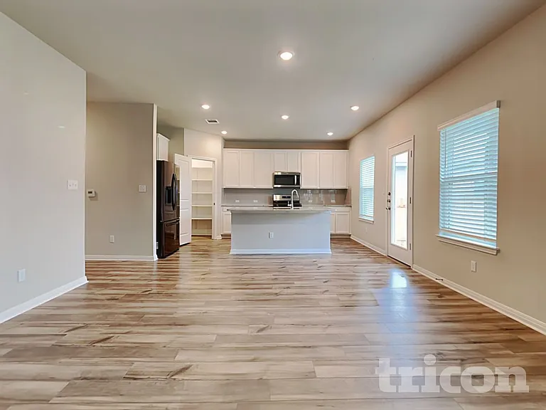 11802 Copperstone Ave — Photo 3