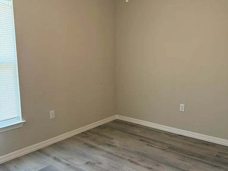 9543 N Travis Dr #B — Photo 10