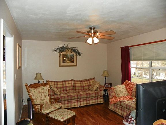 5th image of 841 Orlando Ave