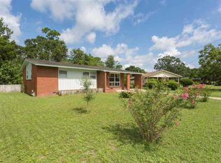 6040 Hilltop Rd, Pensacola, FL 32504