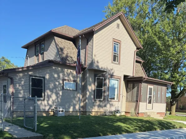 13537 West St, Grabill, IN 46741