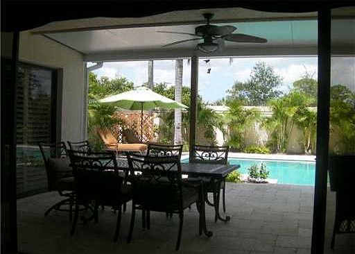 Home For Sale In The Bluffs