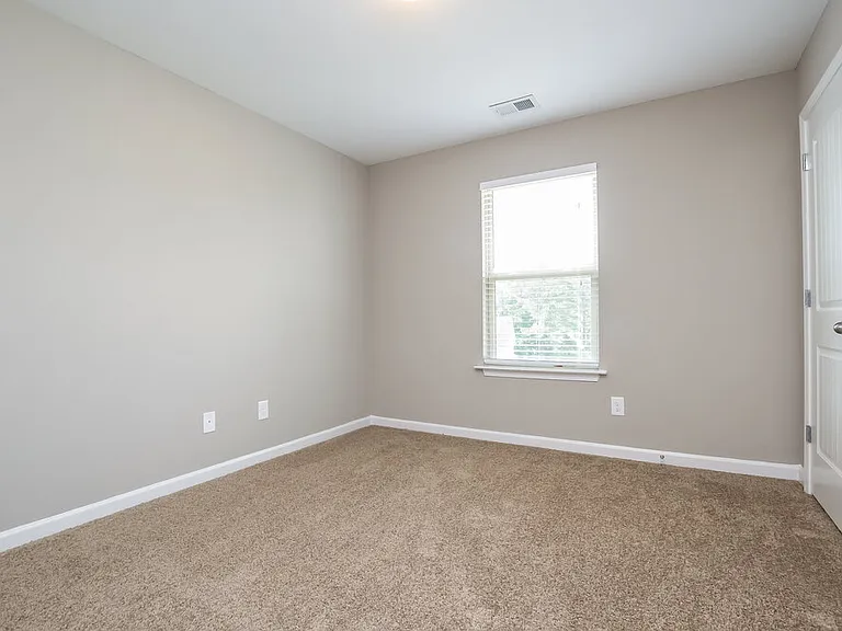39 Hamilton Blvd NW — Photo 12