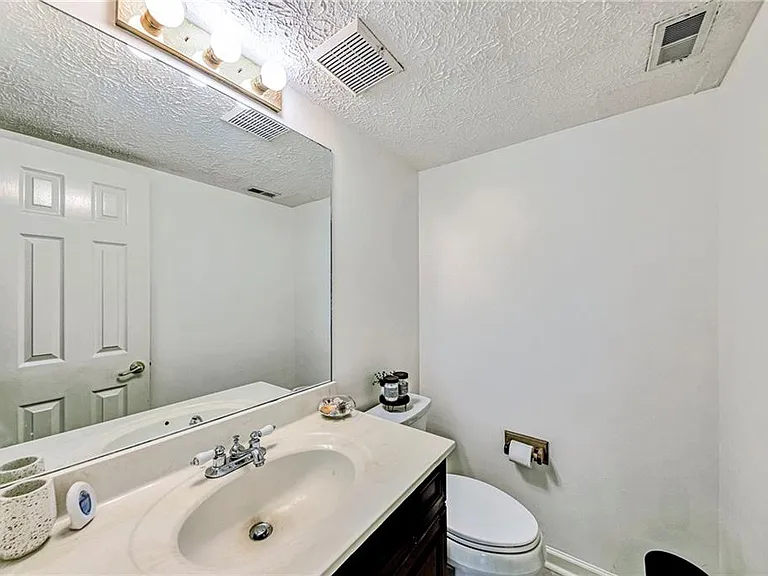 878 Lake Hollow Blvd SW — Photo 8