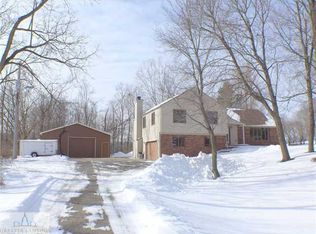 16946 Ingersoll Rd, Lansing, MI 48906