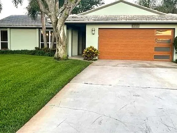 4331 44th St S, Saint Petersburg, FL 33711