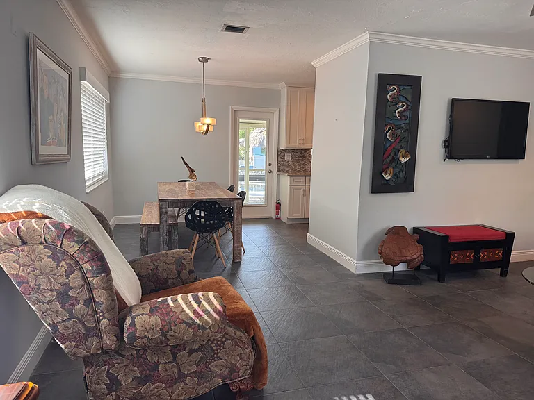 135 Peace Ave — Photo 14