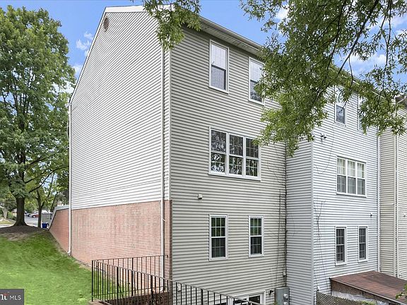 4th image of 1842 Bronzegate Blvd #191