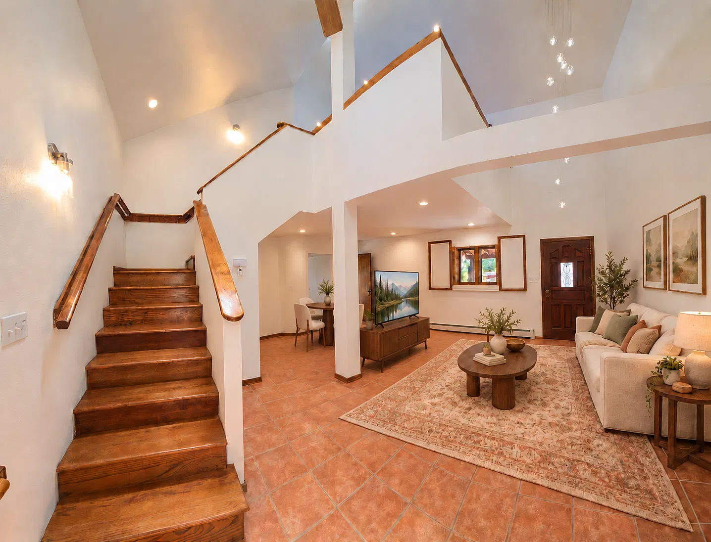 1 bed, 1.5 bath, 815 sqft, $2,100 — Photo 1