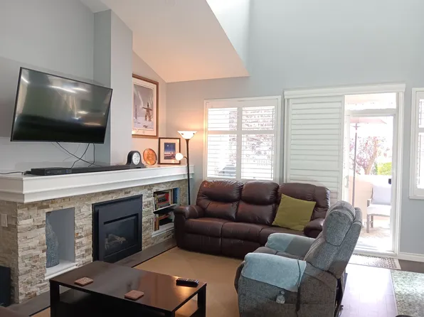2588 152nd St #61, Surrey, BC V4P 3H9