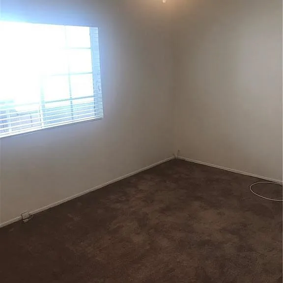 921 S Leland St — Photo 12