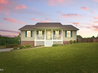 207 Lindsay Ln, Gray, TN 37615