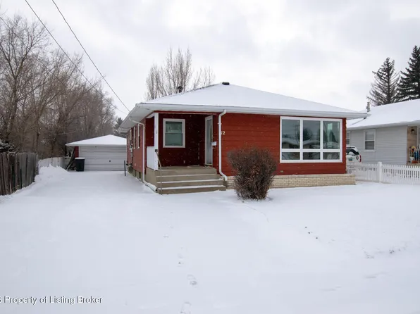 12 9th St E, Dickinson, ND 58601
