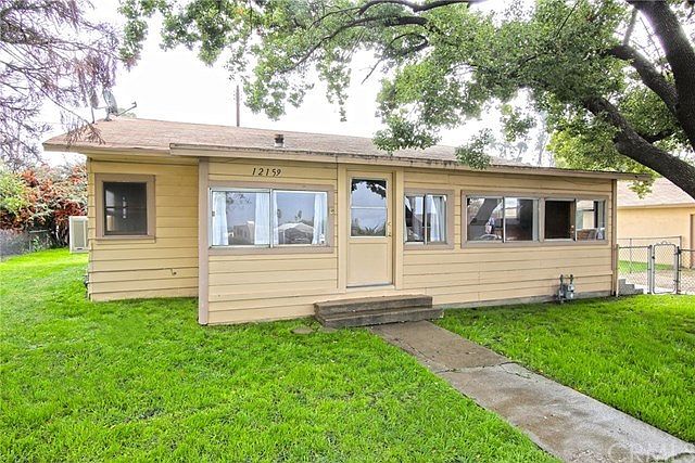1st image of 12159 Borden Ln