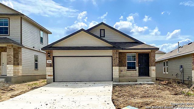 1st image of 3118 Tule Creek