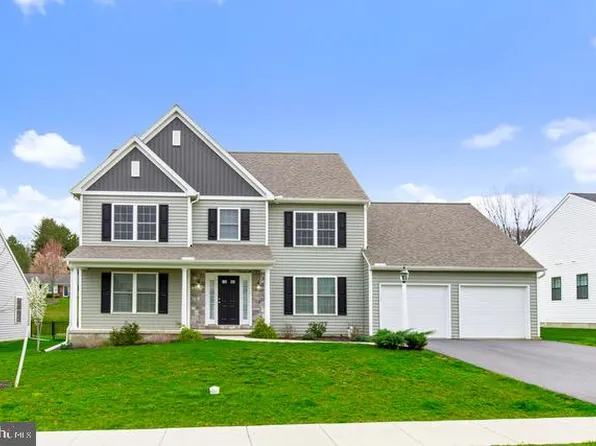 1512 Wheatfield Vis, Landisville, PA 17538