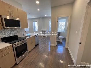 106 Queensberry St, Boston, MA 02215