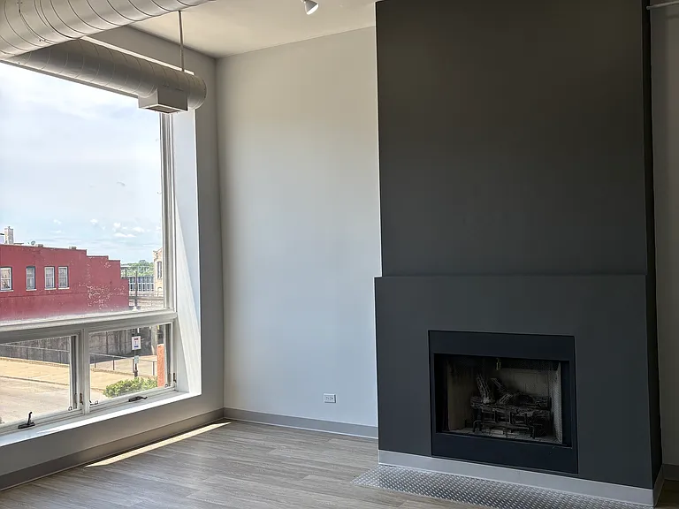 Downer Place Lofts — Photo 7