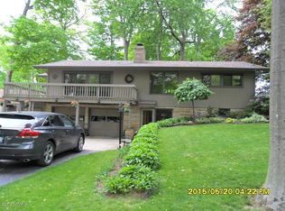 4790 Shore Ct, Coloma, MI 49038