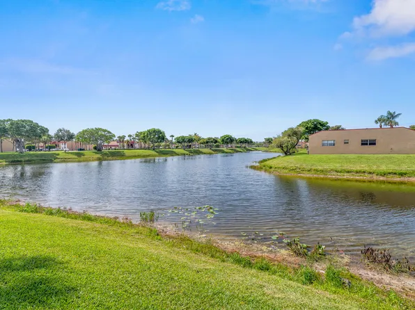 144 Lake Carol Dr, West Palm Beach, FL 33411