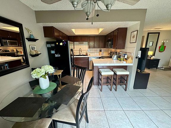 3rd image of 32505 Candlewood Dr Unit 2