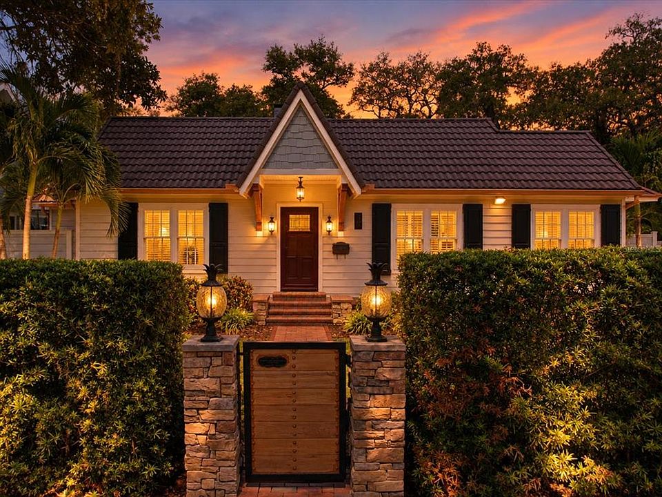 1st image of 420 DRUID ROAD W