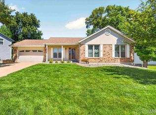 1160 Spencer Hill Dr, Saint Peters, MO 63376