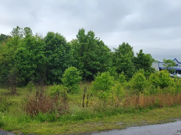 1 Cardinal Dr, Roanoke Rapids, NC 27870