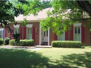 6537 Eastwood Glen Dr, Montgomery, AL 36117