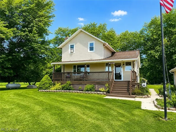 12096 Baumhart Rd, Amherst, OH 44001