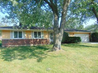 2751 Capri Ct, Rockford, IL 61114