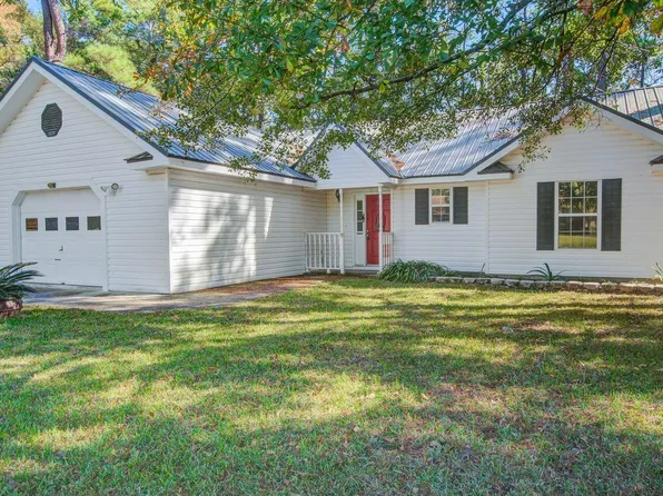 129 Carol Dr, Goose Creek, SC 29445