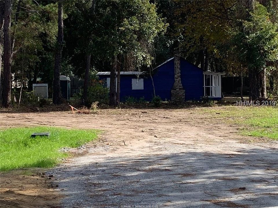 1st image of 15 Woodpecker Ln