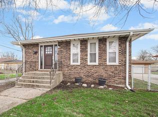 631 E Ash Pl, Griffith, IN 46319