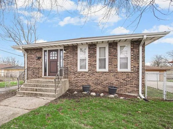 631 E Ash Pl, Griffith, IN 46319