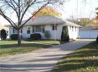 353 23rd St NW, Cedar Rapids, IA 52405
