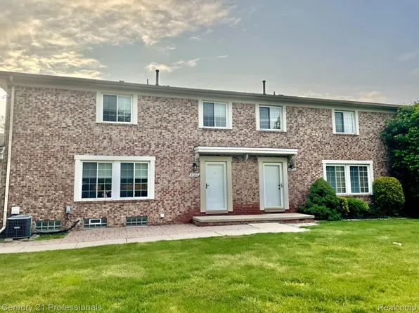 44416 Newburyport Dr, Canton, MI 48187