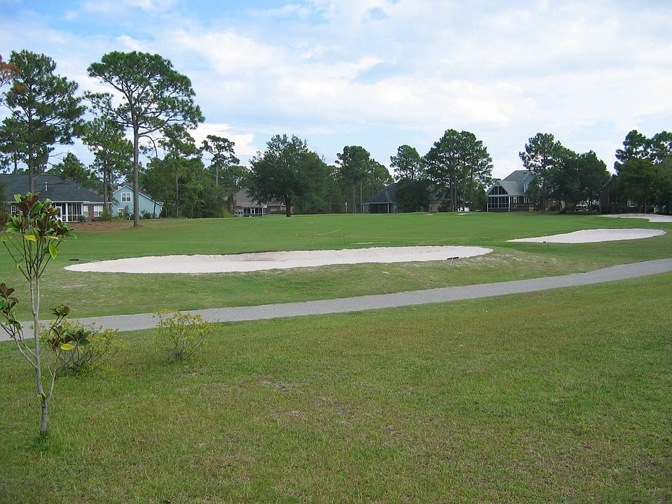 7th hole of golf course