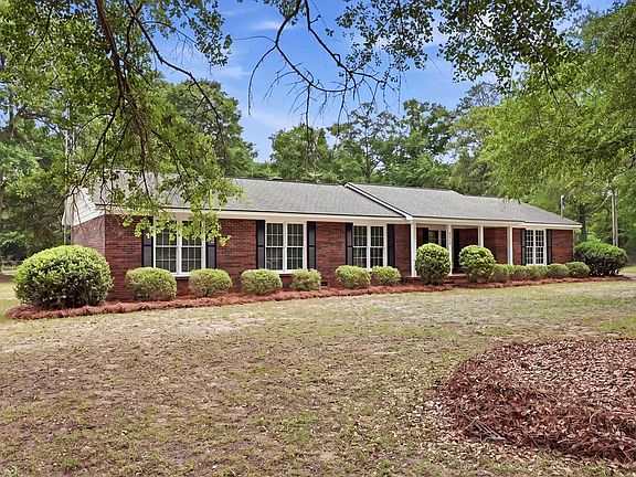 2nd image of 1013 White Pond Rd