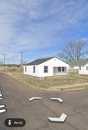 1301 Elmwood Ave #B Photo 1