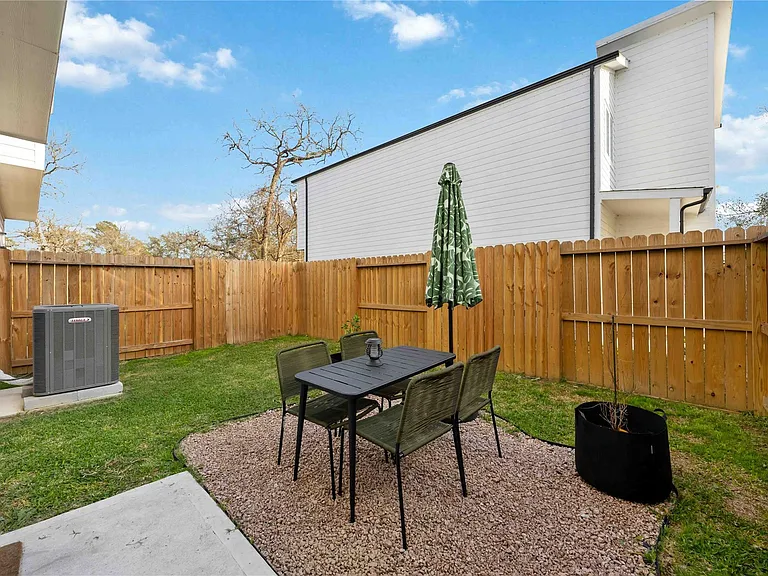 5702 Breland St #D — Photo 13